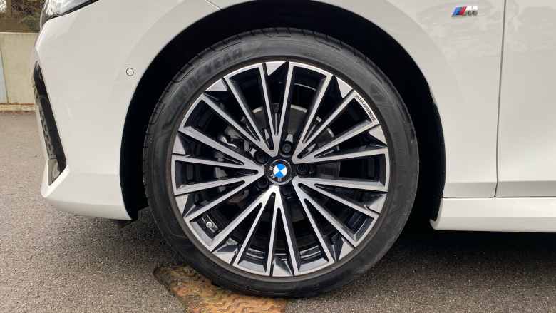 BMW 2 Series 220i MHT M Sport 5dr DCT Petrol Hatchback